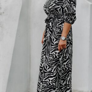 Dolga obleka z zebrastim vzorcem